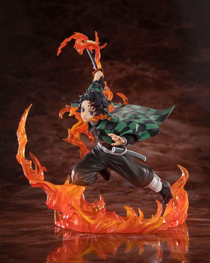 Demon Slayer - Tanjiro Kamado Feueratmung Figur 19cm
